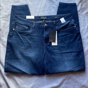 Judy Blue women’s skinny fit jeans